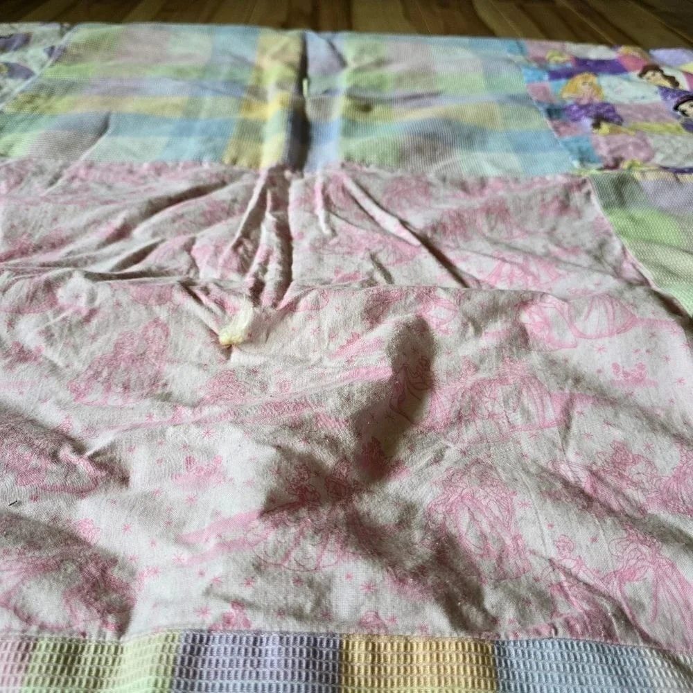 Disney female characters baby blanket‎ hand-made ~59